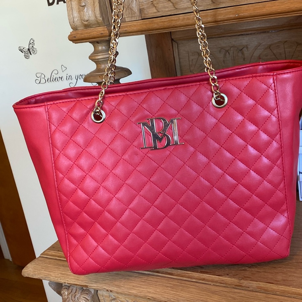 Badgley Mischka red quilted shoulder bag